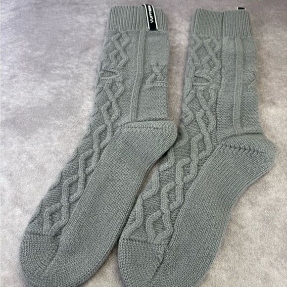 Men’s Louis Vuitton Gray Cable Knit Wool Socks NEW - Picture 4 of 11